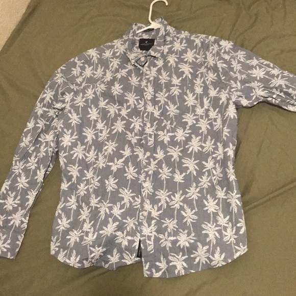 Men’s button up - Picture 3 of 3